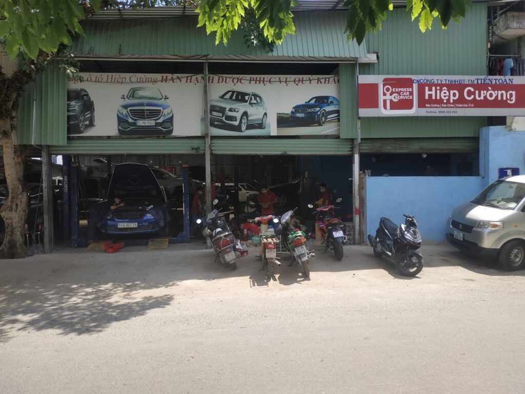 Garage ô tô Hiệp Cường 